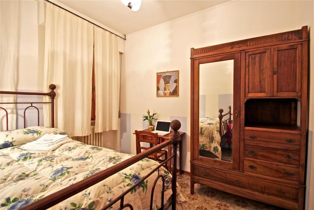 Affittacamere La Casa Di Elide Arezzo Cameră foto