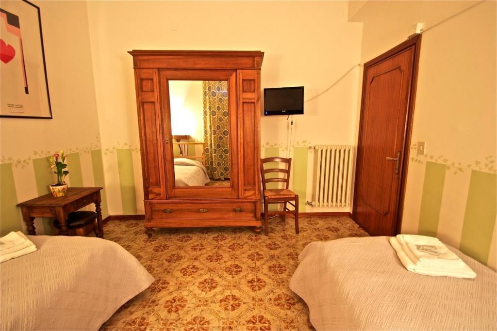 Affittacamere La Casa Di Elide Arezzo Cameră foto